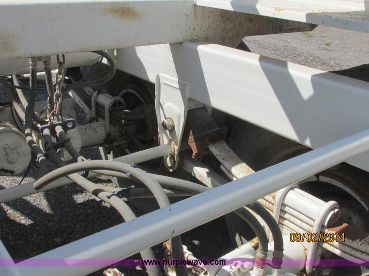 image for item E7868 2007 CPS LWBD-240 bottom dump trailer