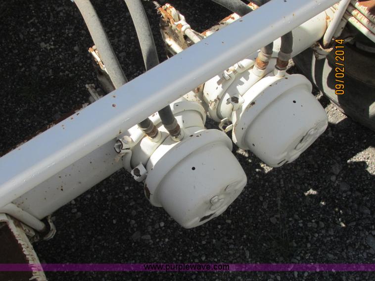 image for item E7868 2007 CPS LWBD-240 bottom dump trailer