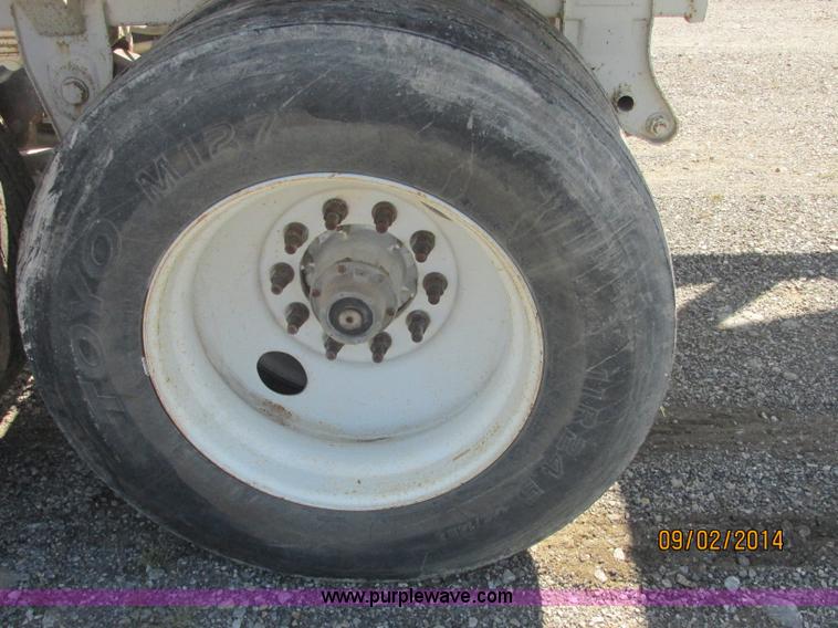 image for item E7868 2007 CPS LWBD-240 bottom dump trailer