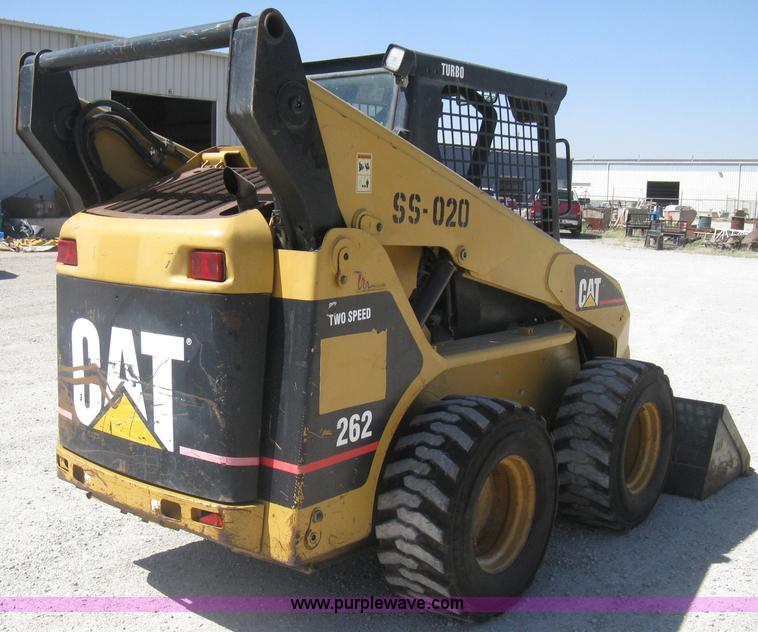 image for item E7871 2003 Caterpillar 262 skid steer