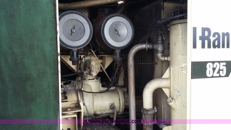 image for item E9000 1993 Ingersoll Rand 825 CFM air compressor