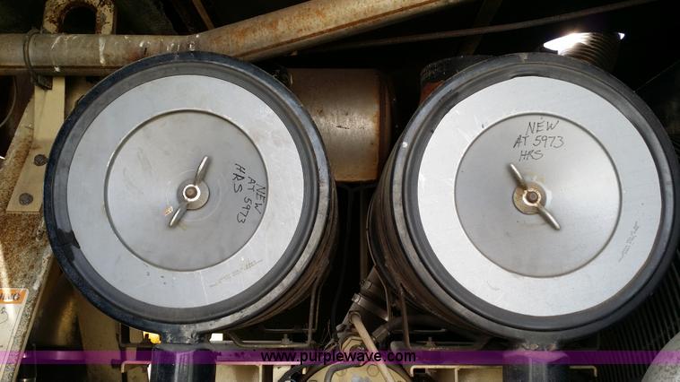 image for item E9000 1993 Ingersoll Rand 825 CFM air compressor