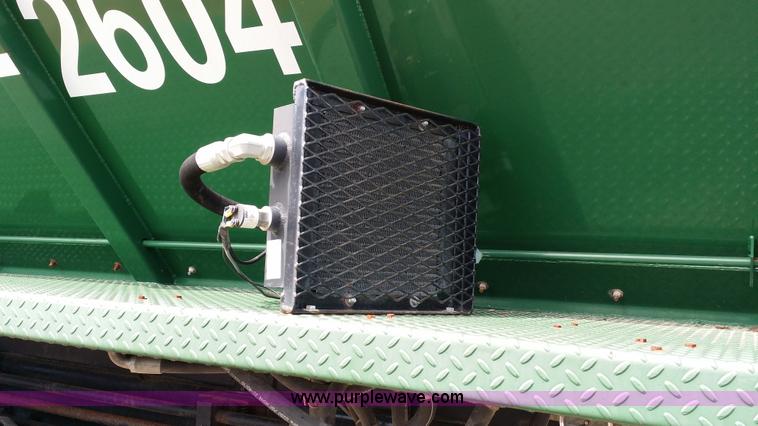 image for item E9001 1996 Peterbilt 357 spreader truck