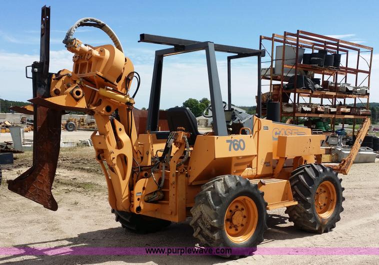 image for item E9002 1989 Case 760 vibratory plow