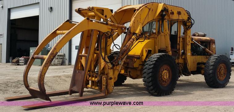 image for item E9003 Pettibone Super 204-A rough terrain forklift
