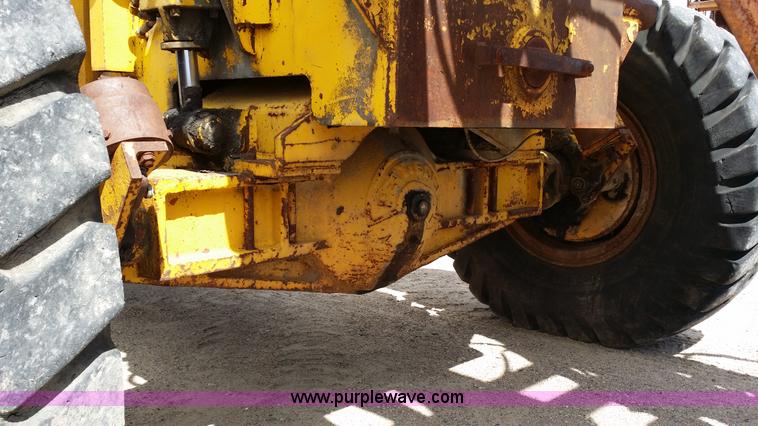 image for item E9003 Pettibone Super 204-A rough terrain forklift