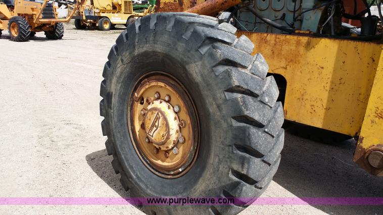 image for item E9003 Pettibone Super 204-A rough terrain forklift