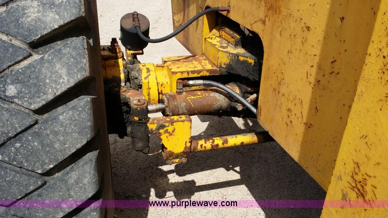 image for item E9003 Pettibone Super 204-A rough terrain forklift