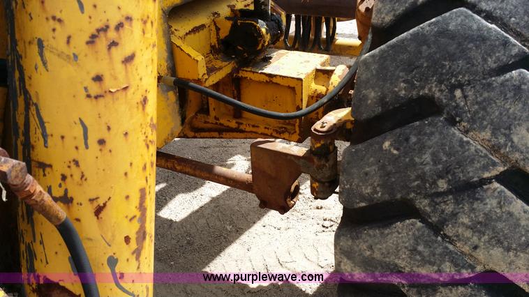 image for item E9003 Pettibone Super 204-A rough terrain forklift