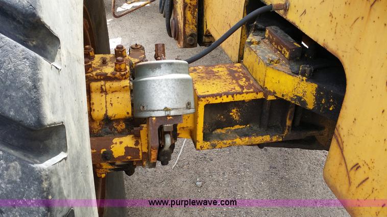 image for item E9003 Pettibone Super 204-A rough terrain forklift