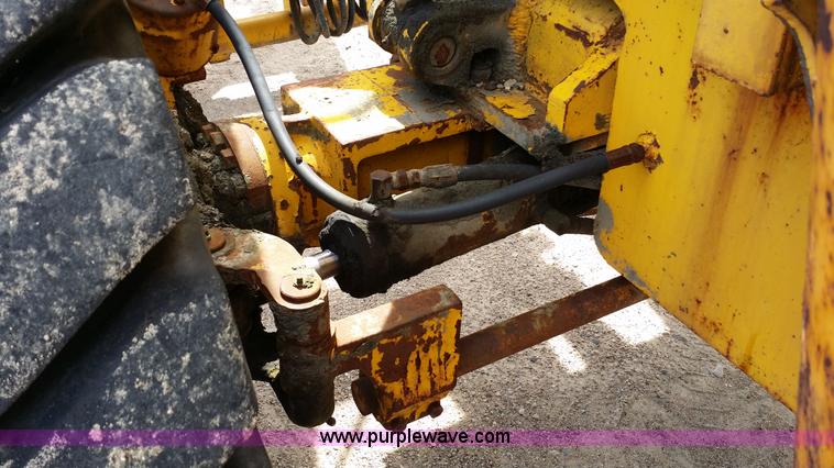 image for item E9003 Pettibone Super 204-A rough terrain forklift