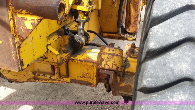 image for item E9003 Pettibone Super 204-A rough terrain forklift