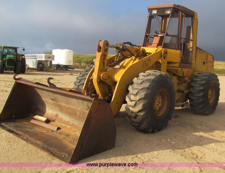 image for item F3503 Case 621 wheel loader
