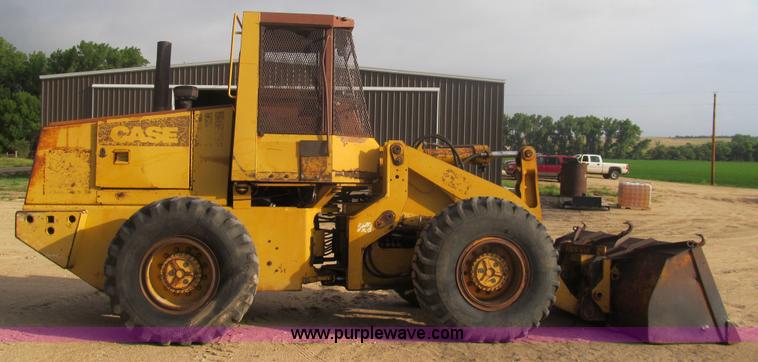 image for item F3503 Case 621 wheel loader