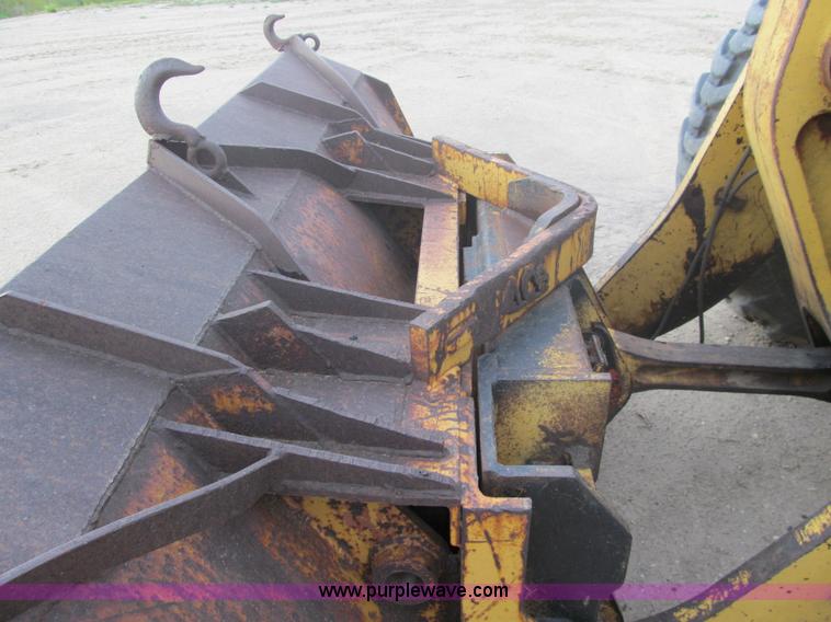 image for item F3503 Case 621 wheel loader