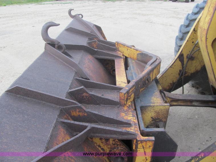 image for item F3503 Case 621 wheel loader