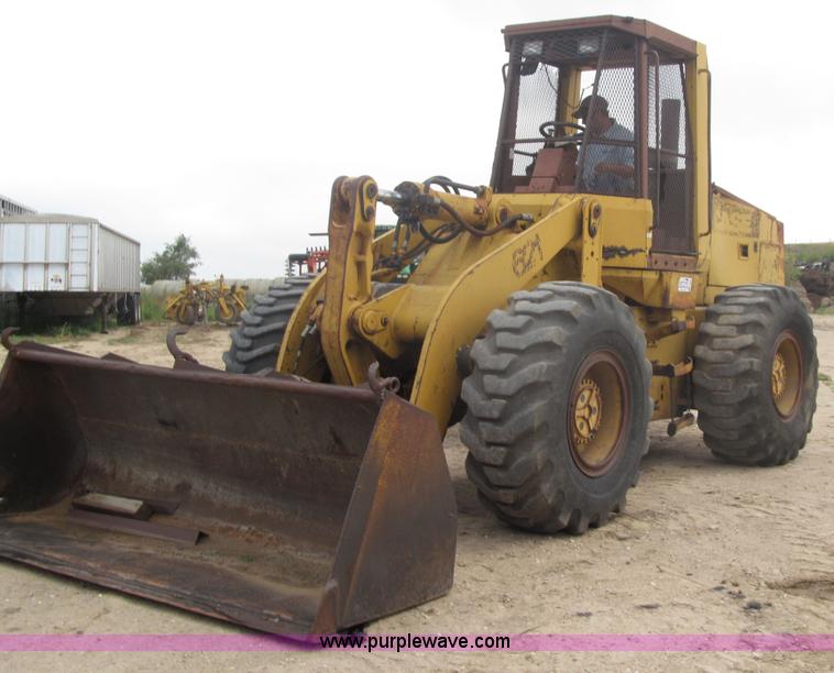 image for item F3503 Case 621 wheel loader