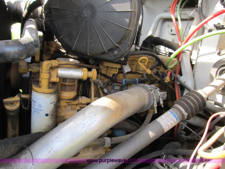 image for item F8814 2000 Ford F750 Super Duty XL boom truck