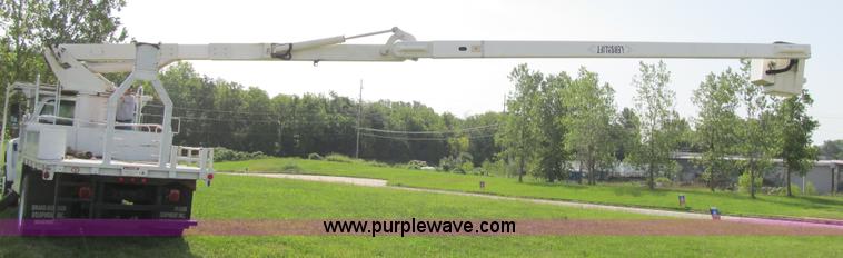 image for item F8814 2000 Ford F750 Super Duty XL boom truck