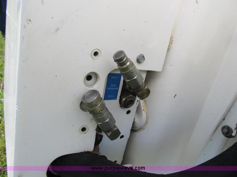 image for item F8814 2000 Ford F750 Super Duty XL boom truck