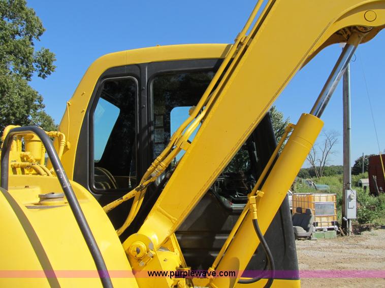 image for item G6515 2000 Komatsu PC60-7E mini excavator