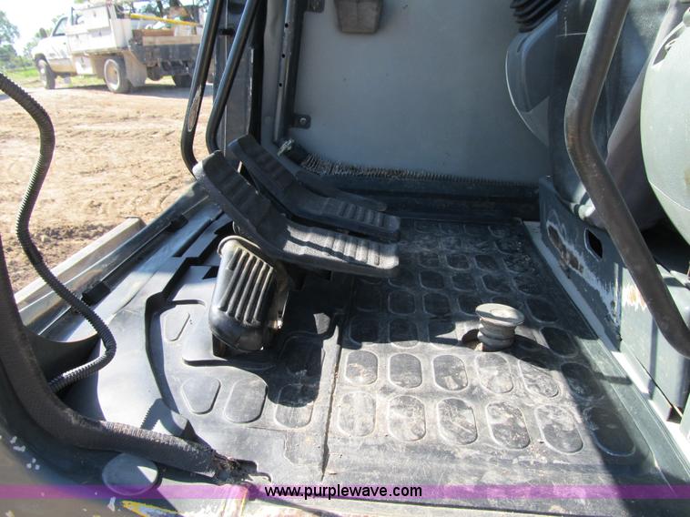 image for item G6515 2000 Komatsu PC60-7E mini excavator