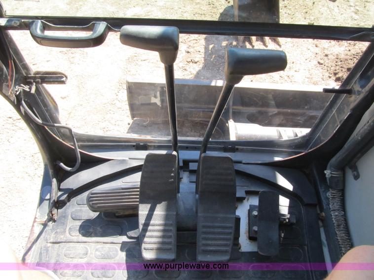 image for item G6515 2000 Komatsu PC60-7E mini excavator