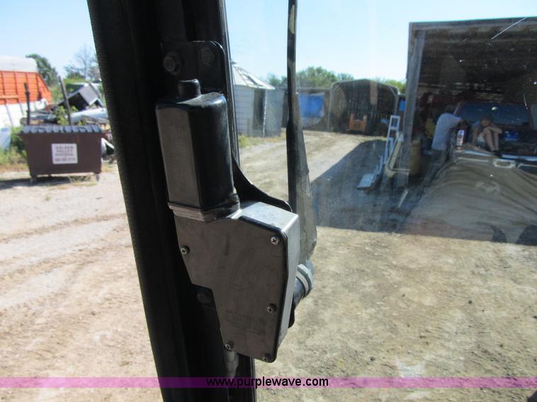 image for item G6515 2000 Komatsu PC60-7E mini excavator