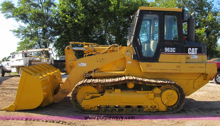 image for item G6516 2001 Caterpillar 963C track loader