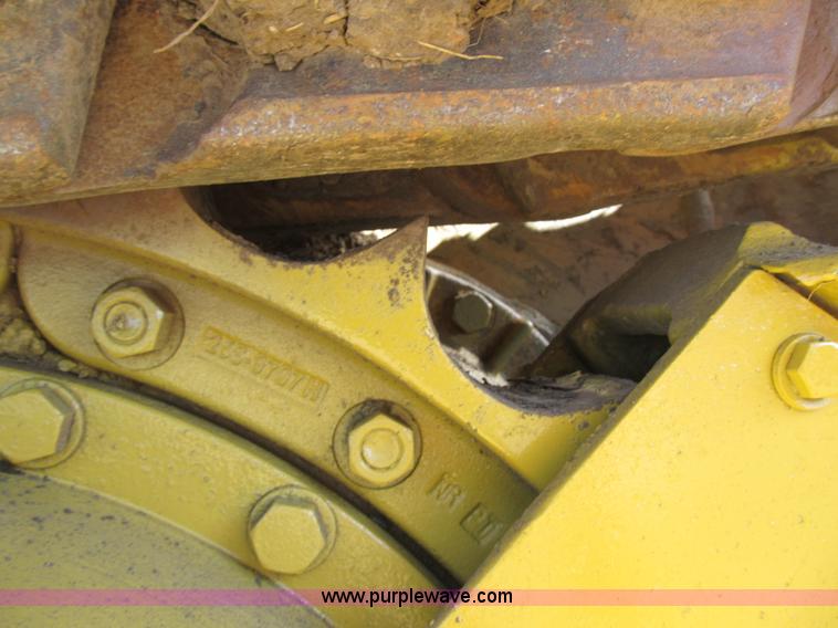 image for item G6516 2001 Caterpillar 963C track loader
