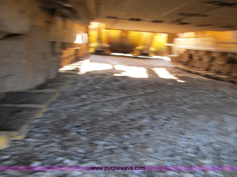 image for item G6516 2001 Caterpillar 963C track loader