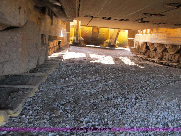 image for item G6516 2001 Caterpillar 963C track loader