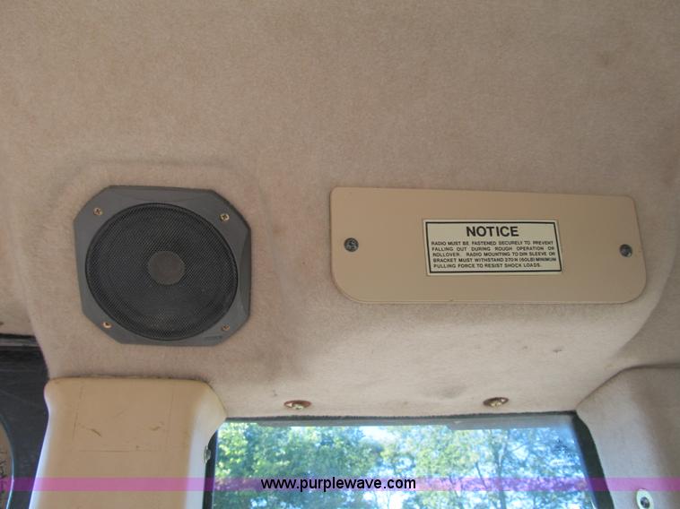 image for item G6516 2001 Caterpillar 963C track loader