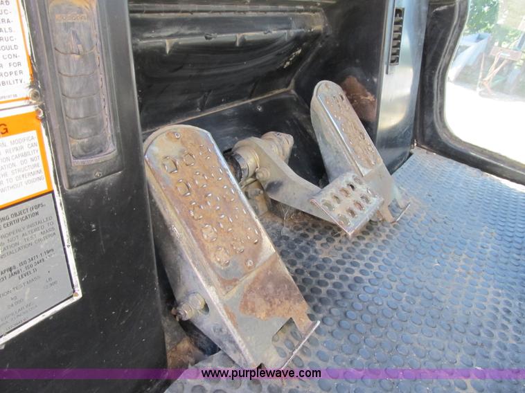 image for item G6516 2001 Caterpillar 963C track loader