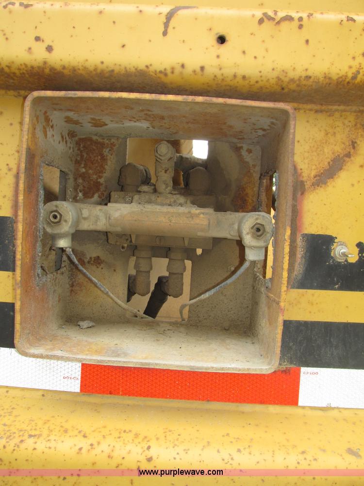 image for item G9988 1989 Load King 1827 belly dump trailer