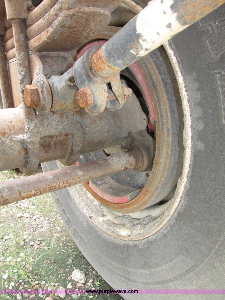 image for item G9988 1989 Load King 1827 belly dump trailer