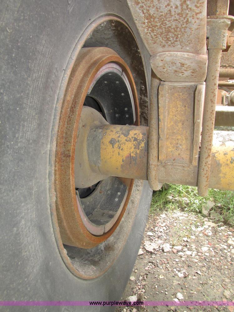image for item G9988 1989 Load King 1827 belly dump trailer