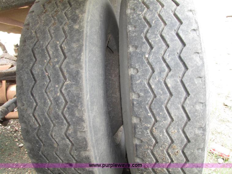 image for item G9988 1989 Load King 1827 belly dump trailer