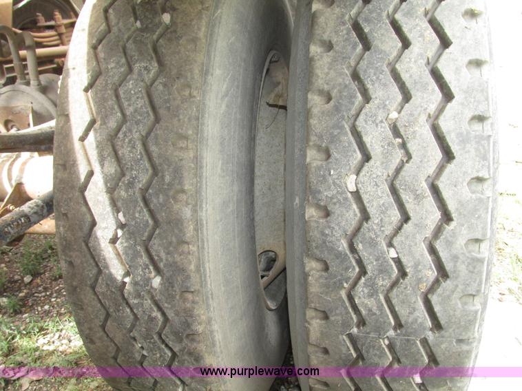 image for item G9988 1989 Load King 1827 belly dump trailer