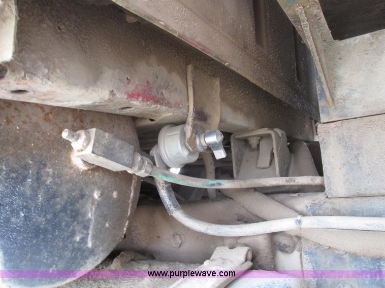 image for item G9989 1984 Ford 8000 dump truck