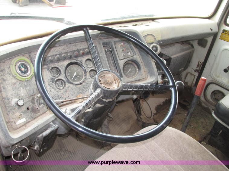 image for item G9989 1984 Ford 8000 dump truck