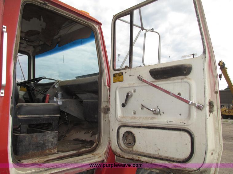 image for item G9989 1984 Ford 8000 dump truck