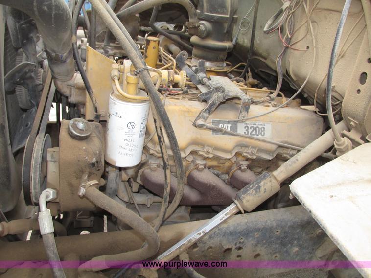 image for item G9989 1984 Ford 8000 dump truck