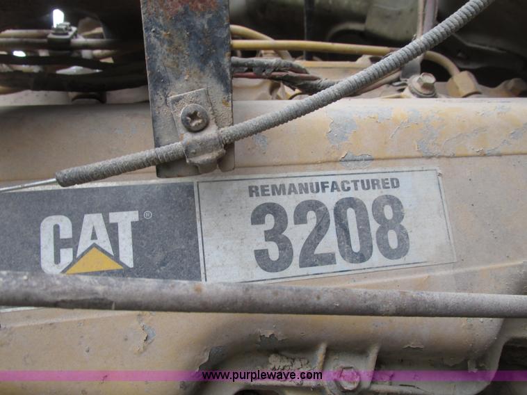 image for item G9989 1984 Ford 8000 dump truck