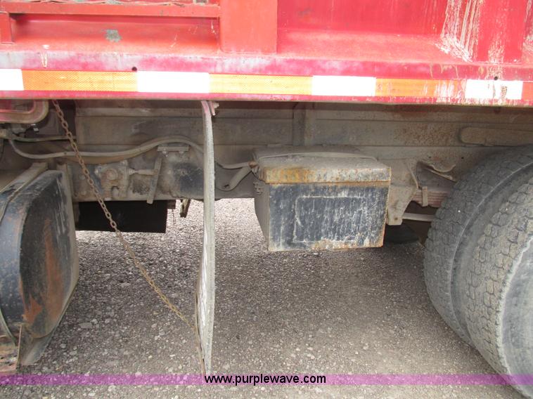 image for item G9989 1984 Ford 8000 dump truck