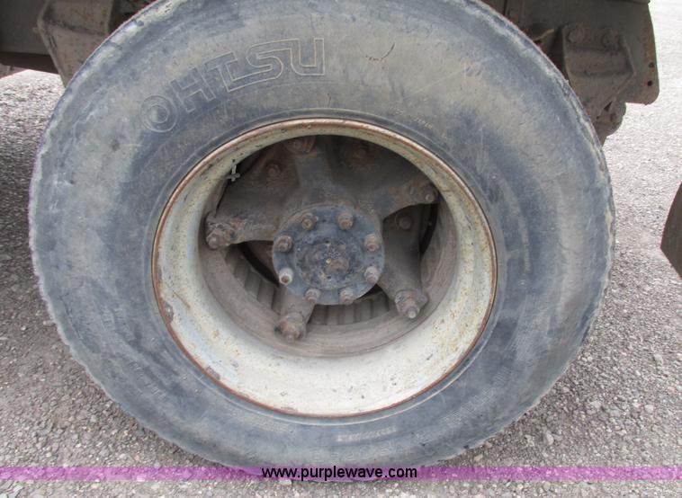 image for item G9989 1984 Ford 8000 dump truck