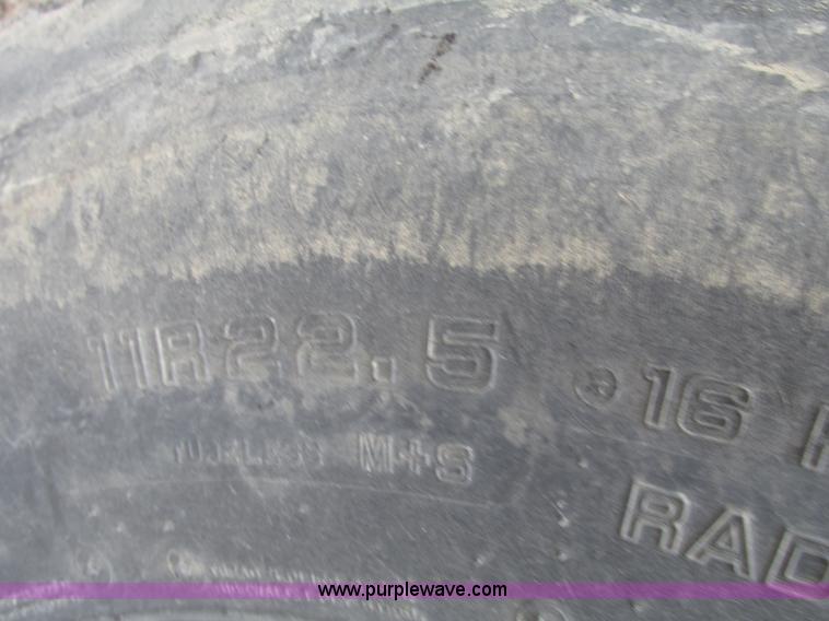 image for item G9989 1984 Ford 8000 dump truck