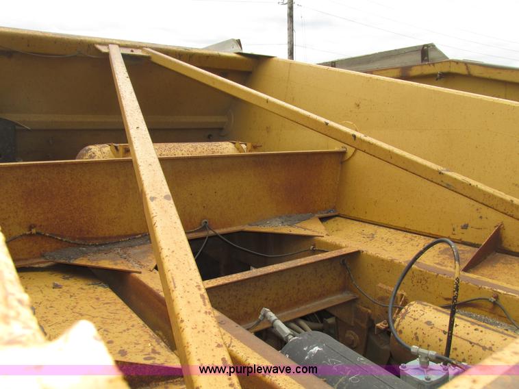 image for item G9990 1987 Load King 1827 belly dump trailer