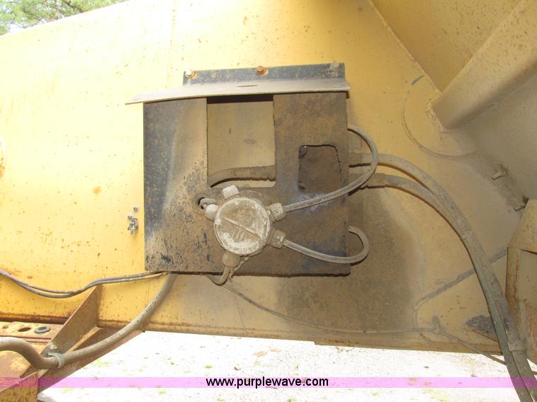 image for item G9990 1987 Load King 1827 belly dump trailer