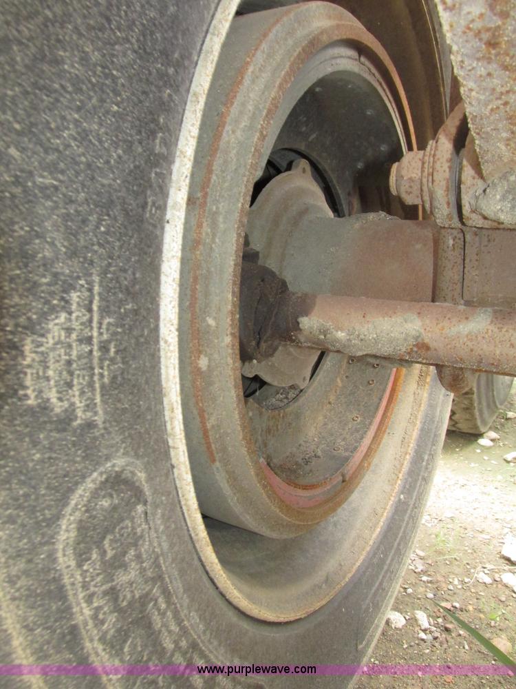 image for item G9990 1987 Load King 1827 belly dump trailer